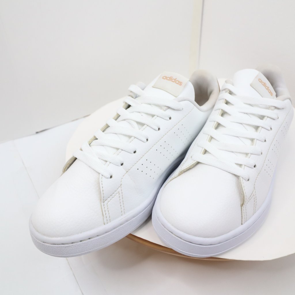 Adidas Advantage Women's Sneaker In The Cloud White/Cloud White/Coppe Size Us9